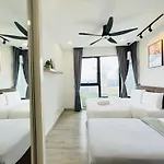 Blissful Southkey 2Br Midvalley